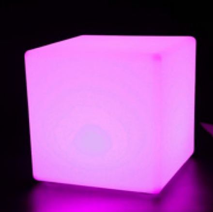 ACA Επαναφορτιζόμενο RGBW LED Φωτιστικό Cube Φ/Β Πάνελ & Φορτιστή IP54 40x40
