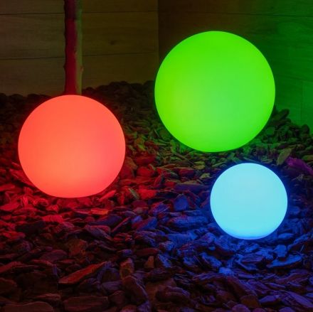 AQUAGLOW 71473 Μοντέρνο Φωτιστικό Κήπου Μπάλα με IR Ασύρματο Χειριστήριο LED 3W 240lm 360° DC 5V με USB-C με Επαναφορτιζόμενη Μπαταρία Li-ion 3.7V 2x18650 1400mAh Αδιάβροχο IP54 Πολύχρωμο RGBW Dimmable - Sanan SMD Chip - Γαλακτερ